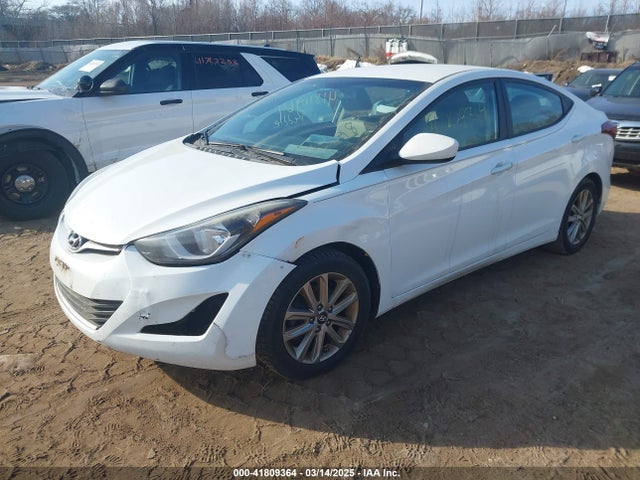 Hyundai ELANTRA SE 2014 5NPDH4AE0EH495029 Image 2