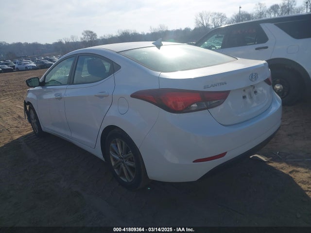 Hyundai ELANTRA SE 2014 5NPDH4AE0EH495029 Image 3