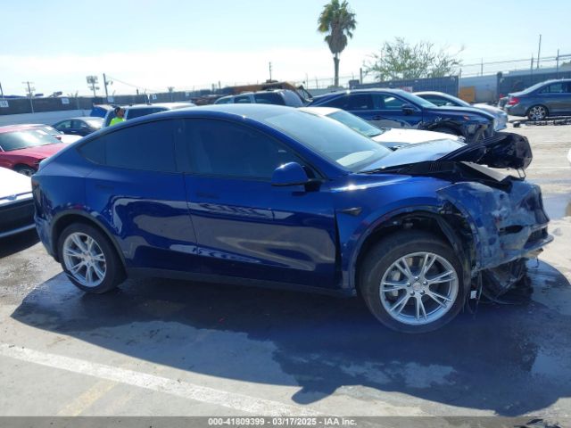 7SAYGDEE0PA121116 Tesla Model Y