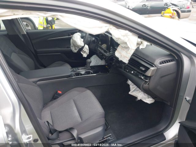 4T1DBADK9SU017951 Toyota CAMRY LE