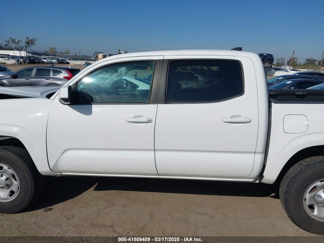 5TFAX5GN9KX149371 Toyota Tacoma Sr
