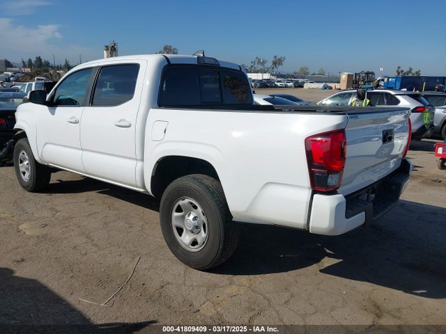 5TFAX5GN9KX149371 Toyota Tacoma Sr
