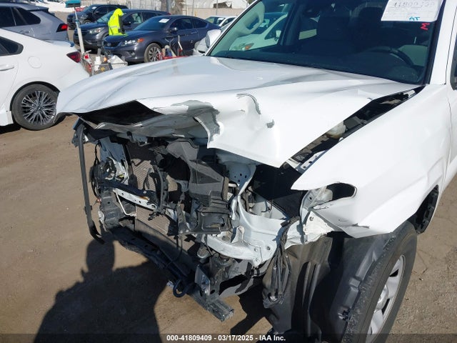 5TFAX5GN9KX149371 Toyota Tacoma Sr