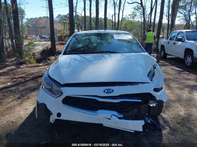 3KPF24AD3KE041519 KIA Forte Lxs