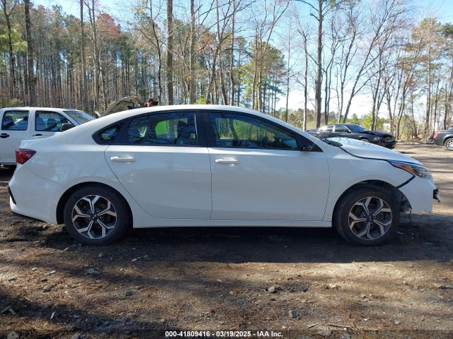3KPF24AD3KE041519 KIA Forte Lxs