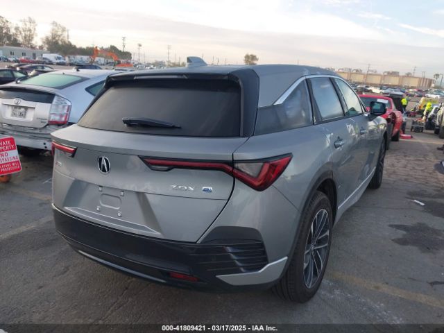 2024 ACURA ZDX 4W5KHMRK6RZ511513 Photo 3