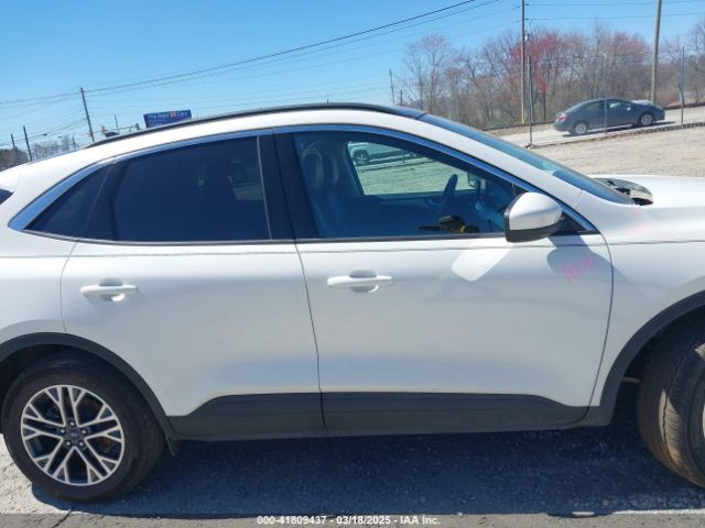 1FMCU9H68LUB56813 Ford ESCAPE SEL