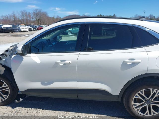 1FMCU9H68LUB56813 Ford ESCAPE SEL