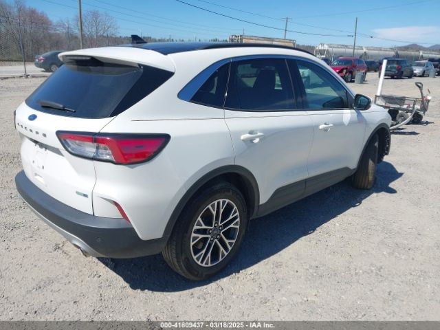 1FMCU9H68LUB56813 Ford ESCAPE SEL