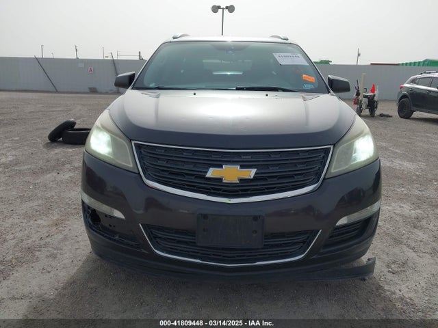 1GNKRFEDXFJ219765 Chevrolet Traverse Ls