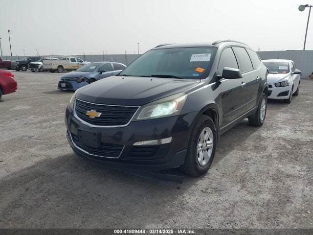 1GNKRFEDXFJ219765 Chevrolet Traverse Ls