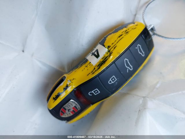 2022 PORSCHE 718 CAYMAN WP0AC2A82NS275201 Photo 10