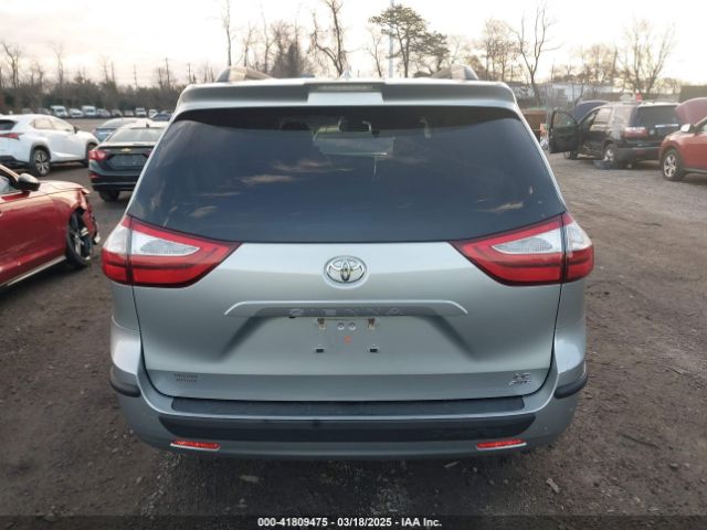 5TDJZ3DC1KS223552 Toyota Sienna Le 7 Passenger