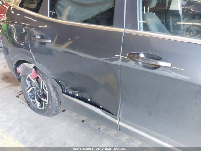 KNDPU3AF9P7049528 KIA Sportage Lx