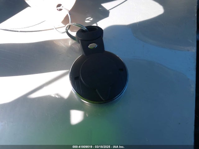 2010 MINI COOPER WMWMF3C59ATZ64568 Photo 10