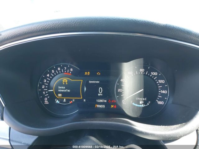 5LMCJ1D98JUL18170 Lincoln Mkc Premiere