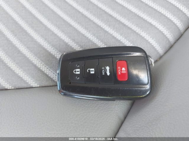 4T1S31AK2RU629444 Toyota Camry Hybrid Se