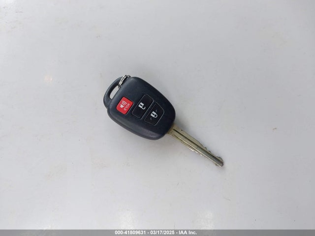JTDKDTB34G1124184 Toyota Prius C Four/one/persona Series/three/two