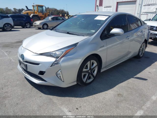 JTDKARFU4G3519937 Toyota Prius Three Touring