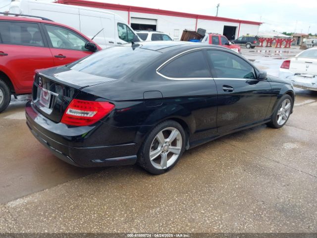 WDDGJ4HBXFG383850 Mercedes-Benz C 250