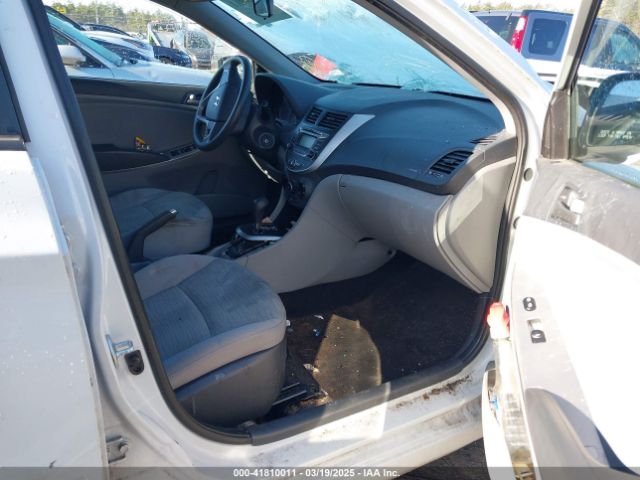 KMHCT5AE6HU357260 Hyundai ACCENT SE
