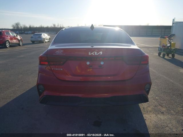 3KPF24AD4NE472102 KIA Forte Lxs