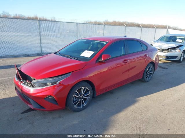 3KPF24AD4NE472102 KIA Forte Lxs