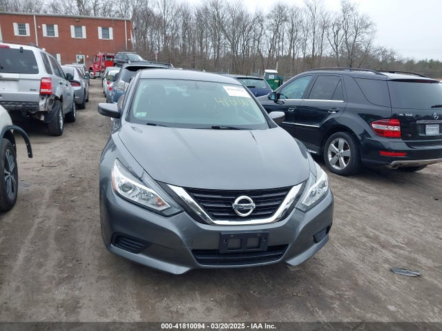 1N4AL3AP5HC269068 Nissan Altima 2.5 S