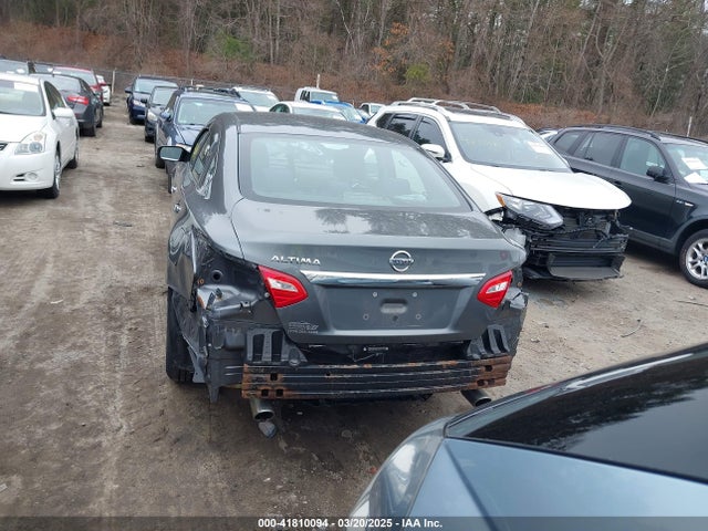 1N4AL3AP5HC269068 Nissan Altima 2.5 S