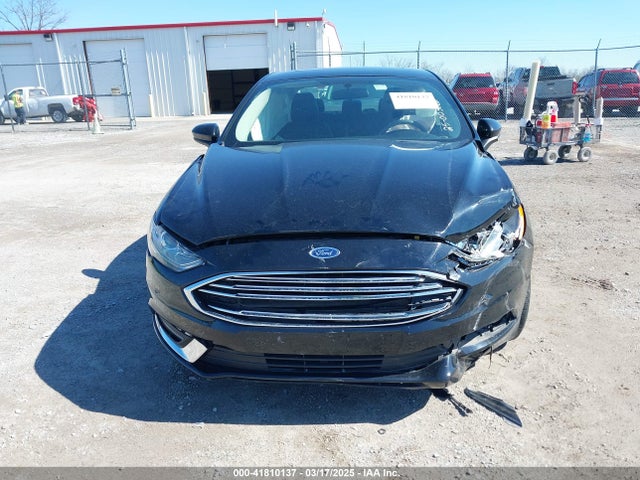 3FA6P0HD5JR239290 Ford FUSION SE