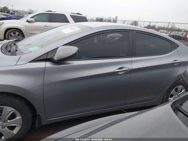 Hyundai ELANTRA SE 2016 5NPDH4AEXGH719572 Image 13