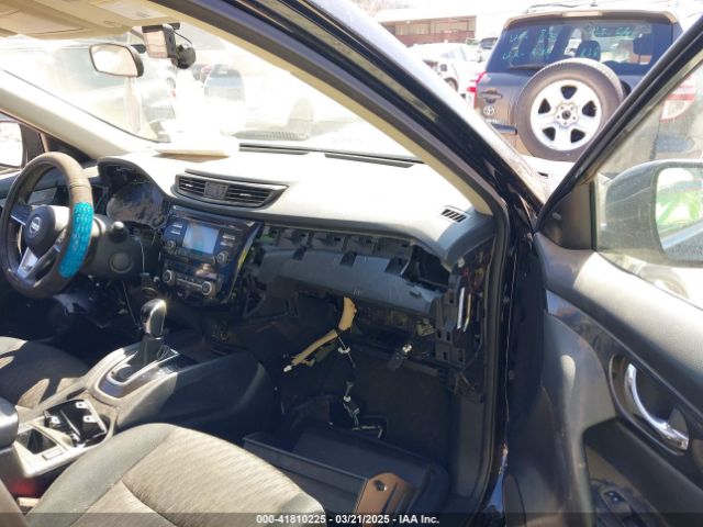 5N1AT2MV8HC849781 Nissan ROGUE SV