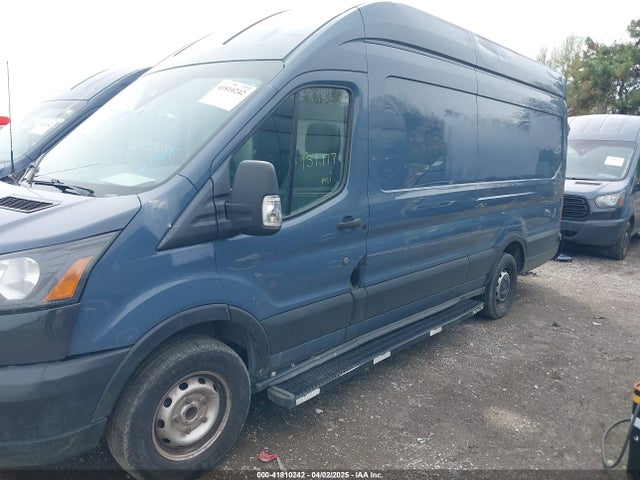 1FTYR3XM8KKA97815 Ford Transit-250