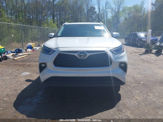 5TDGZRAH7NS559885 Toyota Highlander Xle
