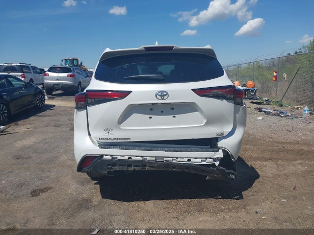 5TDGZRAH7NS559885 Toyota Highlander Xle