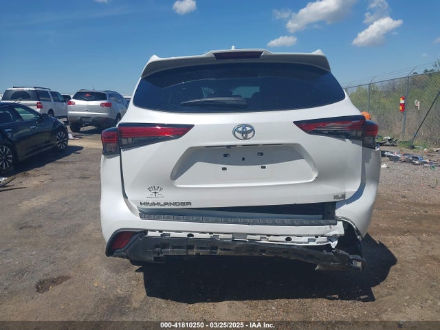 5TDGZRAH7NS559885 Toyota Highlander Xle