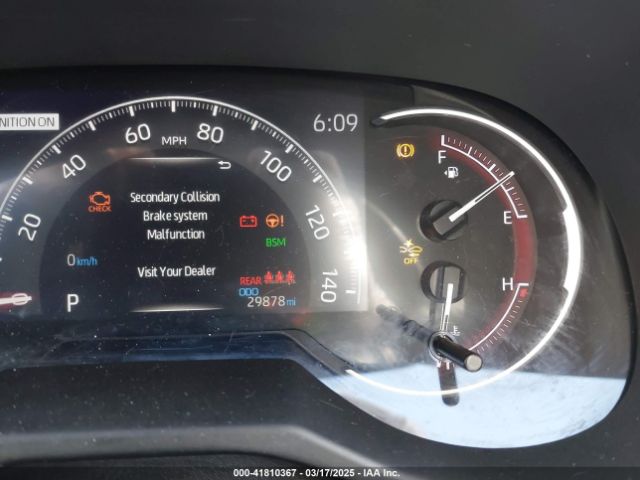 2T3P1RFV2RC475310 Toyota Rav4 Xle