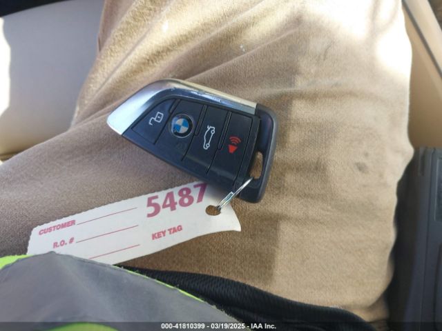 3MW5R7J00M8B97750 BMW 330i Xdrive