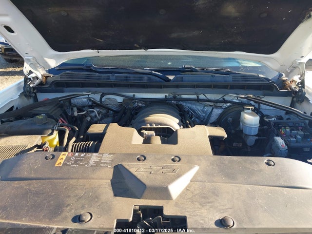 3GCUKREC8HG490827 Chevrolet Silverado 1500 1lt