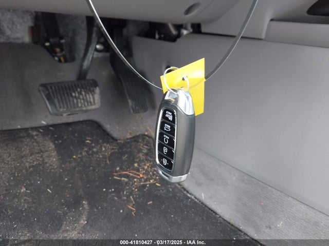 5NPLM4AG1MH002031 Hyundai ELANTRA SEL