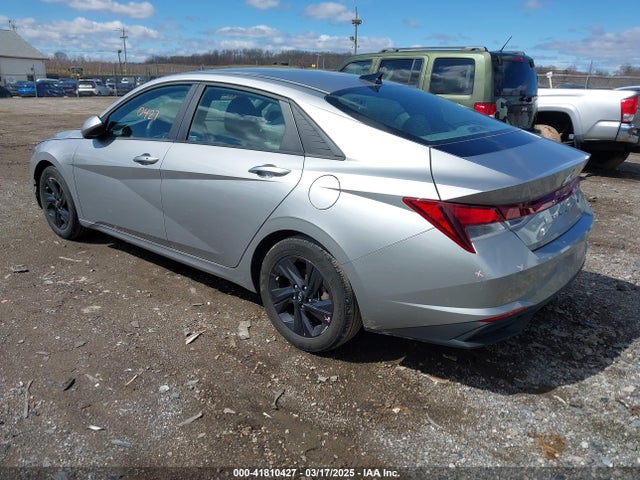 5NPLM4AG1MH002031 Hyundai ELANTRA SEL