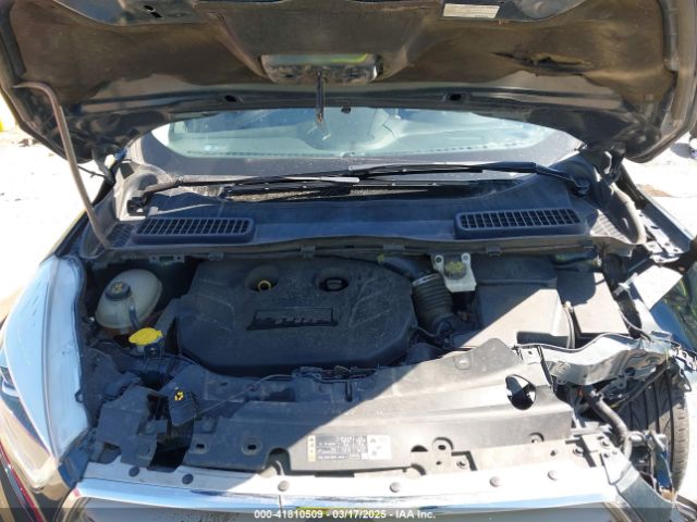 1FMCU9J9XKUC26167 Ford Escape Titanium