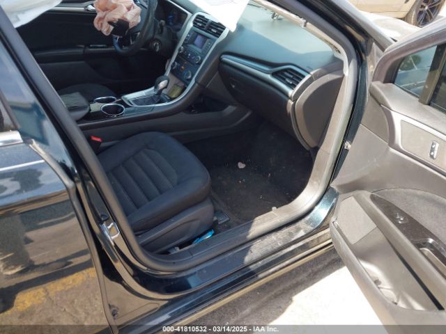 3FA6P0H79ER142903 Ford FUSION SE