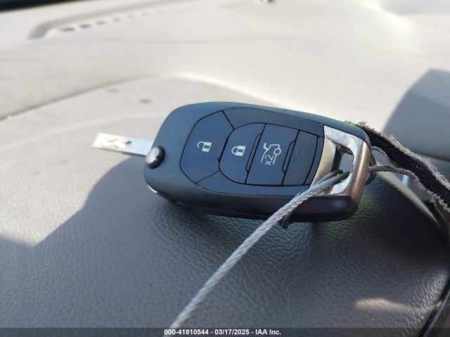 1G1BE5SM6H7105502 Chevrolet Cruze Lt Auto