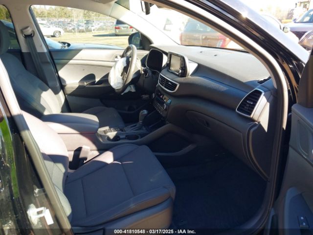 KM8J3CAL1MU404991 Hyundai Tucson Sport