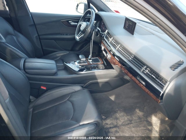 2018 AUDI Q7 WA1VABF78JD030600 Photo 4