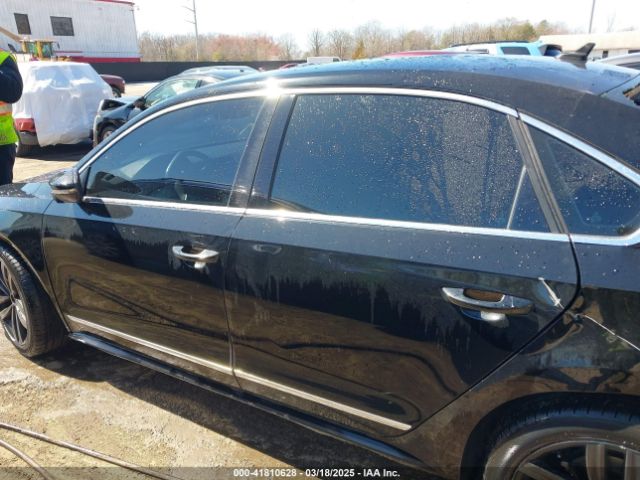 1VWCM7A35GC020933 Volkswagen Passat V6 Sel Premium
