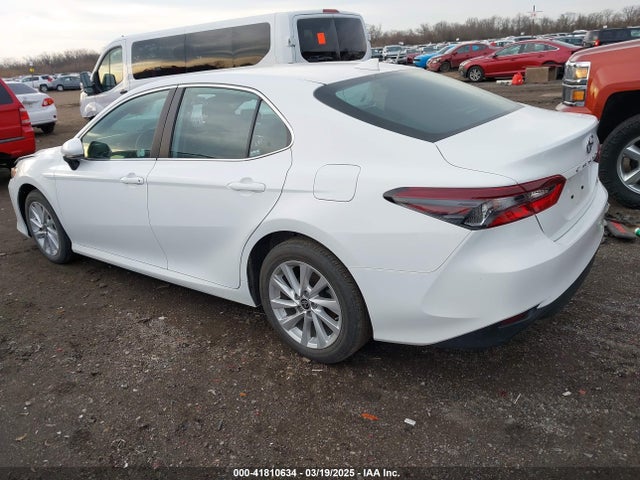 4T1C11AK5RU899617 Toyota CAMRY LE