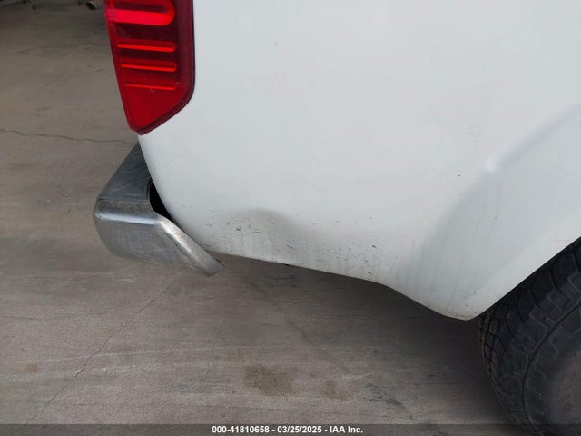 1N6AD0CU1JN759703 Nissan Frontier Sv