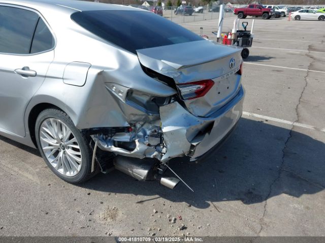 4T1B21HK6JU004767 Toyota Camry Hybrid Xle